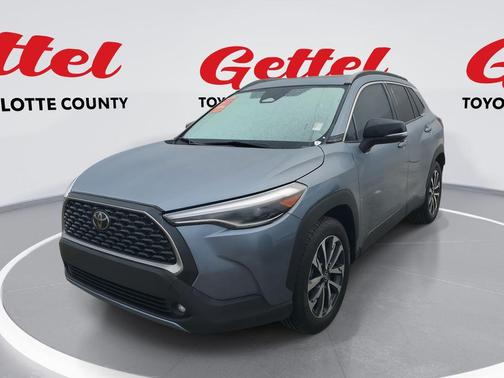 2025 Toyota Corolla Cross XLE