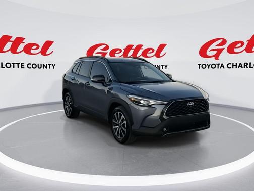 2025 Toyota Corolla Cross XLE