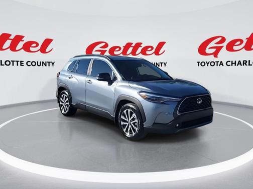 2025 Toyota Corolla Cross XLE