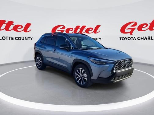 2025 Toyota Corolla Cross XLE