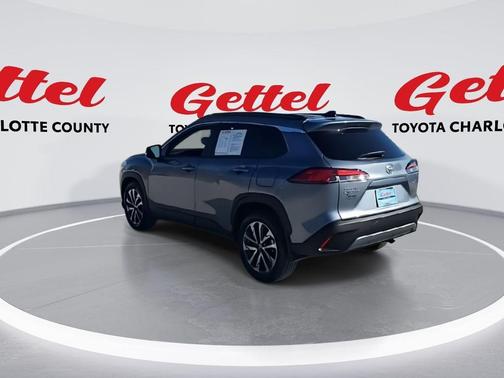 2025 Toyota Corolla Cross XLE