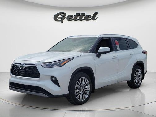 Wind Chill Pearl 2026 Toyota Highlander Platinum