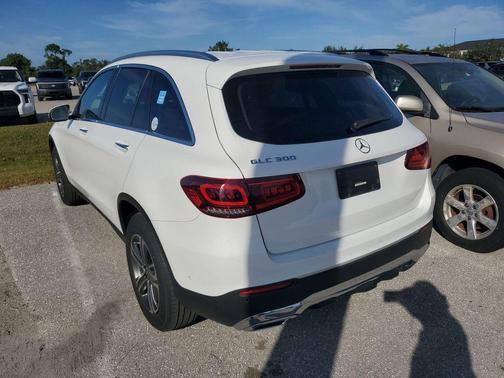 2021 Mercedes-Benz GLC 300 Base