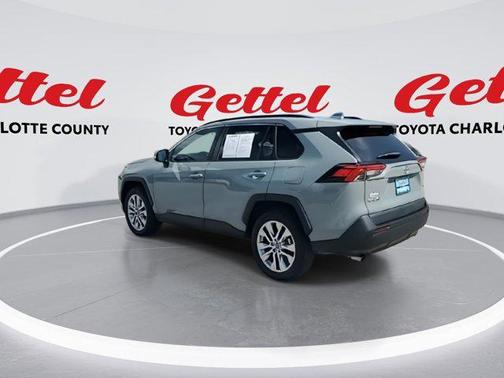 2020 Toyota RAV4 XLE Premium
