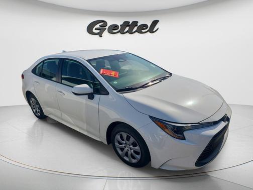 Ice Cap 2024 Toyota Corolla LE