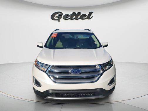 White Platinum Metallic Tri-Coat 2017 Ford Edge SEL