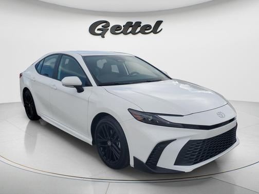 Ice Cap 2025 Toyota Camry SE