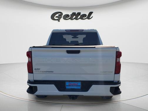 Summit White 2022 Chevrolet Silverado 1500 Custom