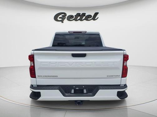 Summit White 2022 Chevrolet Silverado 1500 Custom