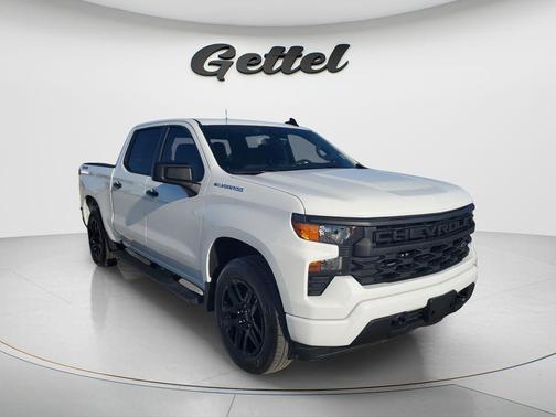 Summit White 2022 Chevrolet Silverado 1500 Custom