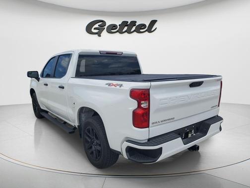 Summit White 2022 Chevrolet Silverado 1500 Custom