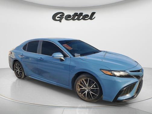 Cavalry Blue 2024 Toyota Camry SE