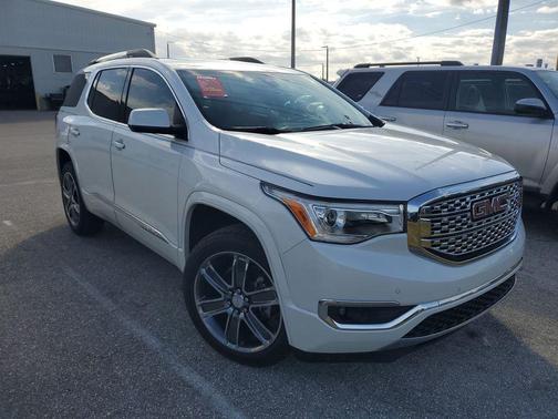2019 GMC Acadia Denali