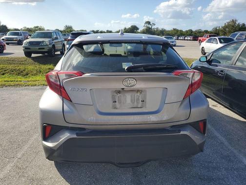 2019 Toyota C-HR XLE
