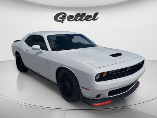 White Knuckle Clearcoat 2023 Dodge Challenger GT