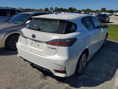 2017 Lexus CT 200h Base
