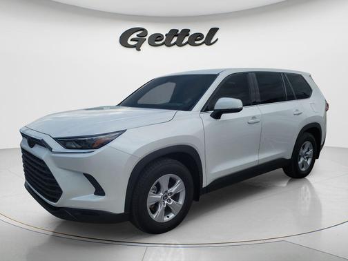 2025 Toyota Highlander Hybrid LE