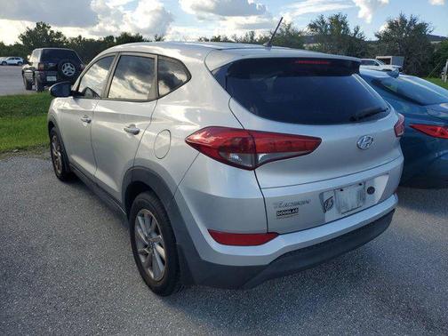2018 Hyundai TUCSON SE