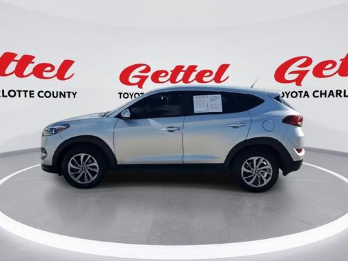 2018 Hyundai TUCSON SE