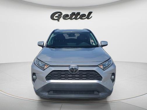Silver Sky Metallic 2019 Toyota RAV4 XLE