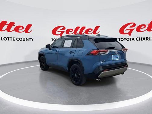 2022 Toyota RAV4 Hybrid SE