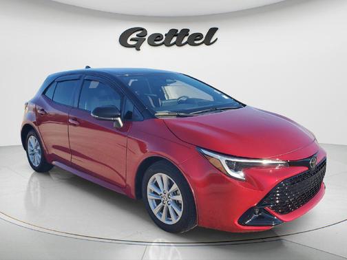 Finish Line Red/Midnight Black Metallic 2023 Toyota Corolla SE