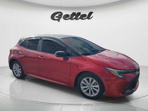 Finish Line Red/Midnight Black Metallic 2023 Toyota Corolla SE