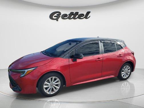 Finish Line Red/Midnight Black Metallic 2023 Toyota Corolla SE