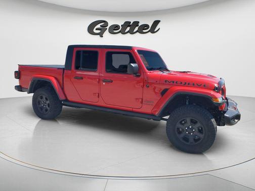 Firecracker Red Clearcoat 2022 Jeep Gladiator Mojave 4x4