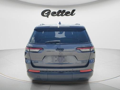 Baltic Gray Metallic Clearcoat 2024 Jeep Grand Cherokee L Altitude