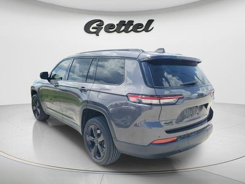 Baltic Gray Metallic Clearcoat 2024 Jeep Grand Cherokee L Altitude