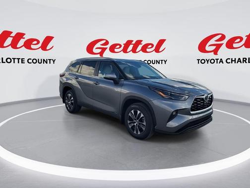 2025 Toyota Highlander Hybrid XLE