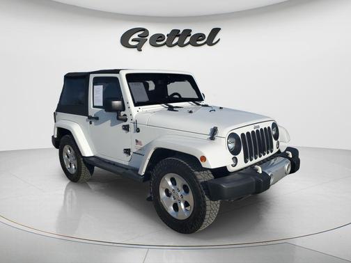 Bright White Clearcoat 2015 Jeep Wrangler Sahara