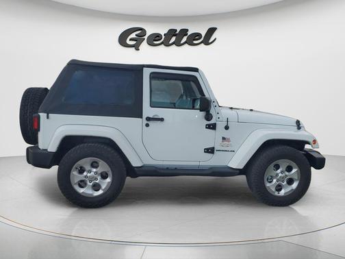 Bright White Clearcoat 2015 Jeep Wrangler Sahara