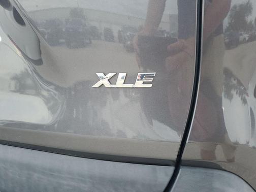 Magnetic Gray Metallic 2021 Toyota RAV4 XLE