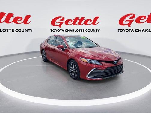 2023 Toyota Camry Hybrid XLE