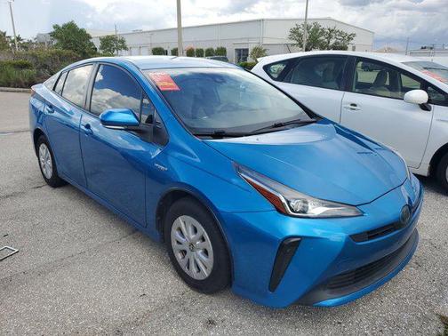 2020 Toyota Prius LE