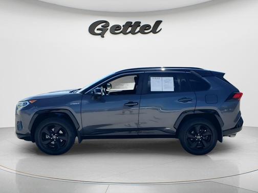 2021 Toyota RAV4 Hybrid SE