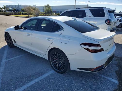 2022 Genesis G70 3.3T AWD Launch Edition