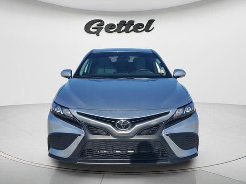 Celestial Silver Metallic 2024 Toyota Camry SE