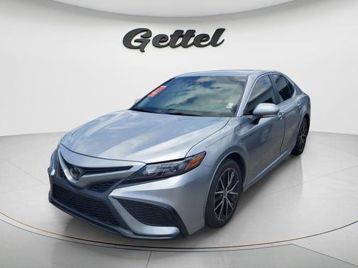 Celestial Silver Metallic 2024 Toyota Camry SE