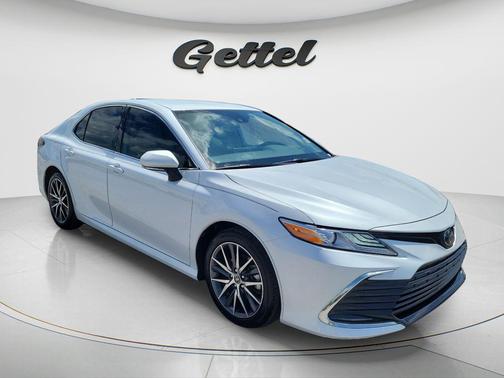 2023 Toyota Camry XLE