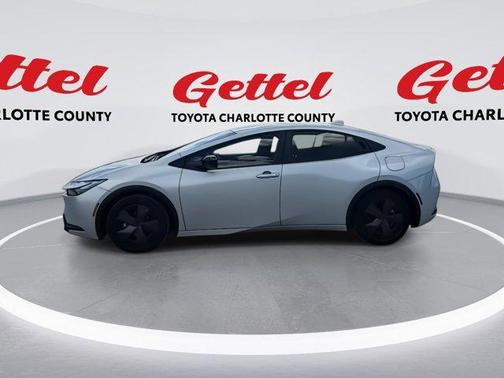 2024 Toyota Prius LE