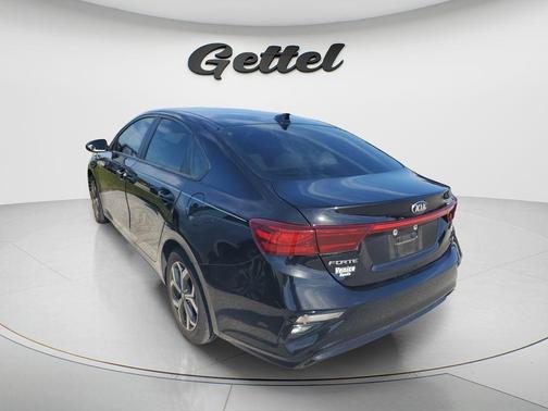 Aurora Black 2021 Kia Forte LXS