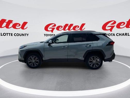 2022 Toyota RAV4 Hybrid XLE Premium