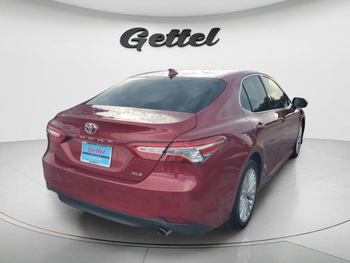 Ruby Flare Pearl 2020 Toyota Camry XLE