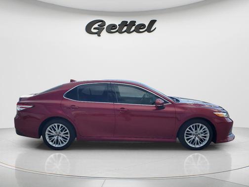 Ruby Flare Pearl 2020 Toyota Camry XLE