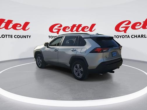 2024 Toyota RAV4 Hybrid SE