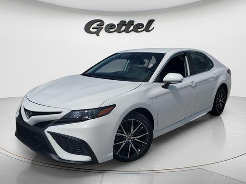Ice Cap 2024 Toyota Camry SE