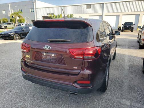 2019 Kia Sorento LX